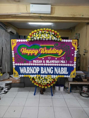 Papan Bunga di Menara Mandiri